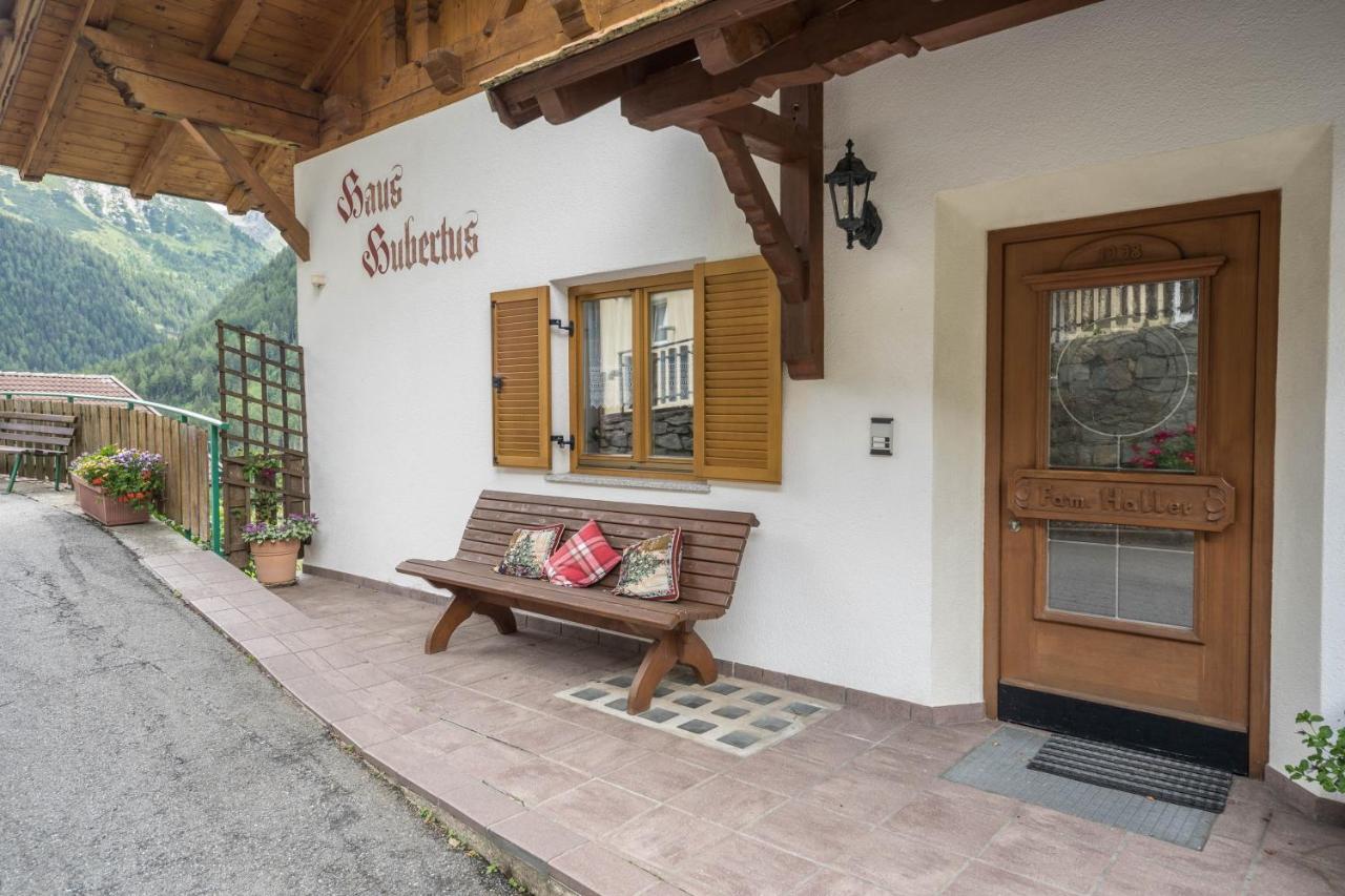 Haus Hubertus - Fewo 5 San Leonardo in Passiria Exterior foto